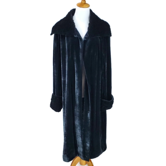 Dkny Jackets & Blazers - Vintage DKNY Silk and Velvet Old Hollywood Glam Goth Open Front Shell Coat SZ M
